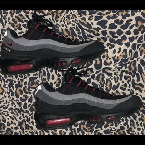 Nike Air Max 95 "Logo"